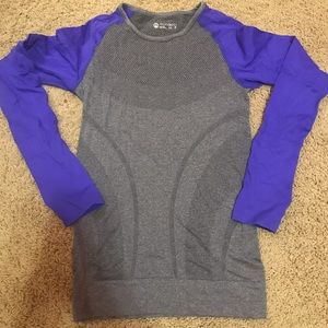 mondetta long sleeve active shirt